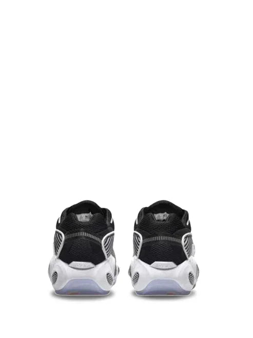 Nik_e nocta glide black white sale