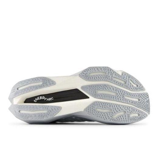 District Vision X New Balance FuelCell SuperComp Elite V4