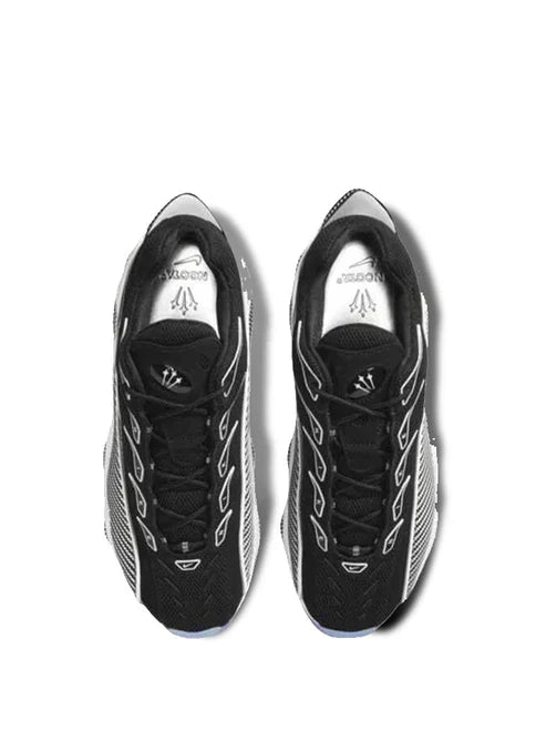 Nik_e nocta glide black white sale