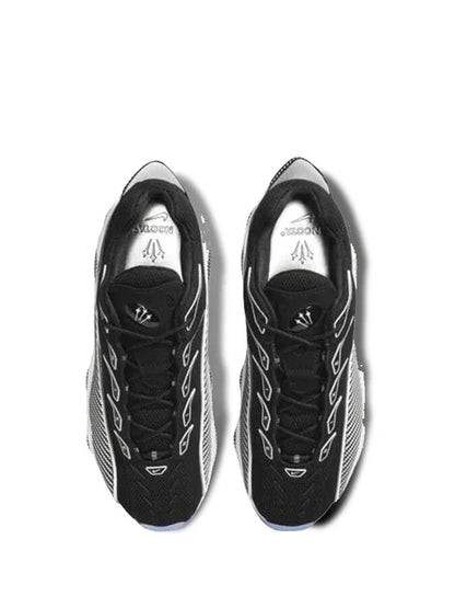 Nik_e nocta glide black white sale