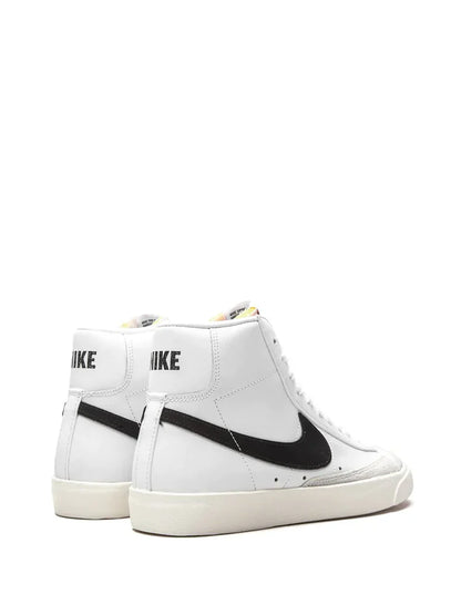 NIK.E MID BLAZER HIGH WHIT