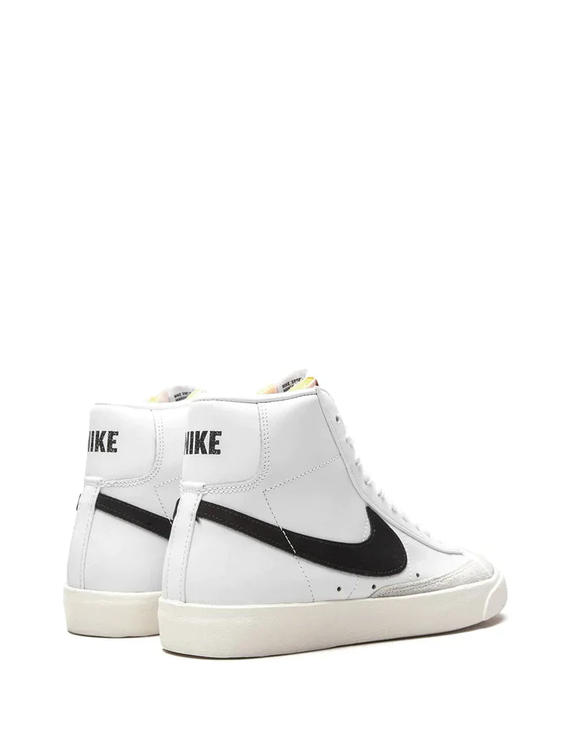 Nikee Blazer Vintage High White