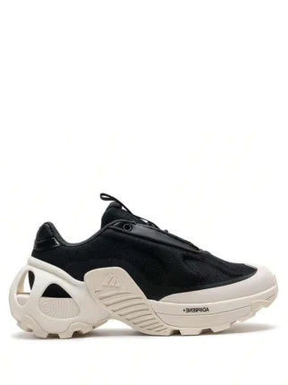 ADDIDAS WONDER RUNNER BLACK WHITE