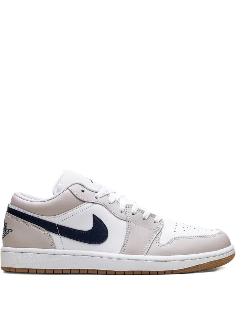 AIR JORDAN RETRO 1 MIDNIGHT NAVY - 1