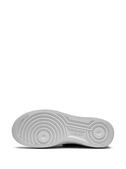 NIK.E AIRFORCE 1 LOW SUPREME WHITE BLACK - 4