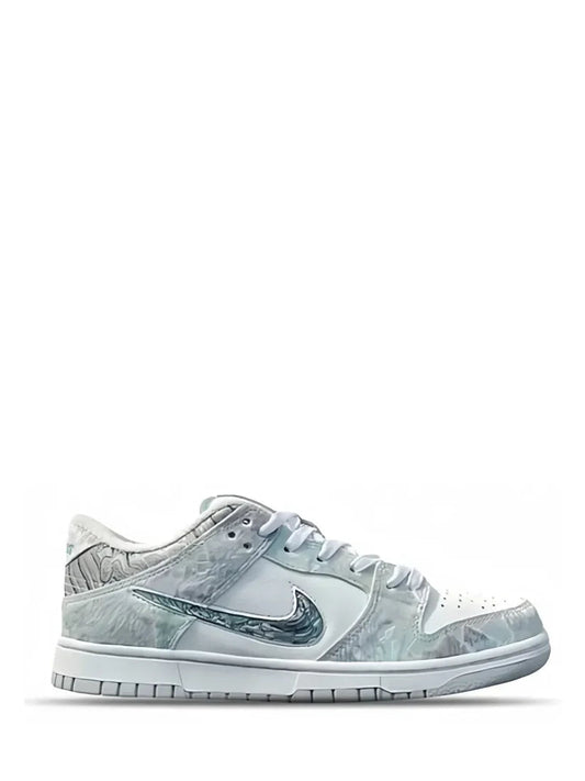 NIK.E SB DUNK LOW YEAR OF THE DRAGON