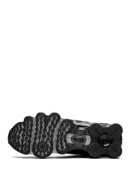 NIK.E SHOX TL METALLIC BLACK