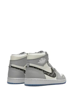 Nik ee air jordan 1diorr high semi ua