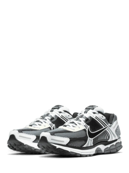 zoom vomero 5 Se sp dark grey black white sail