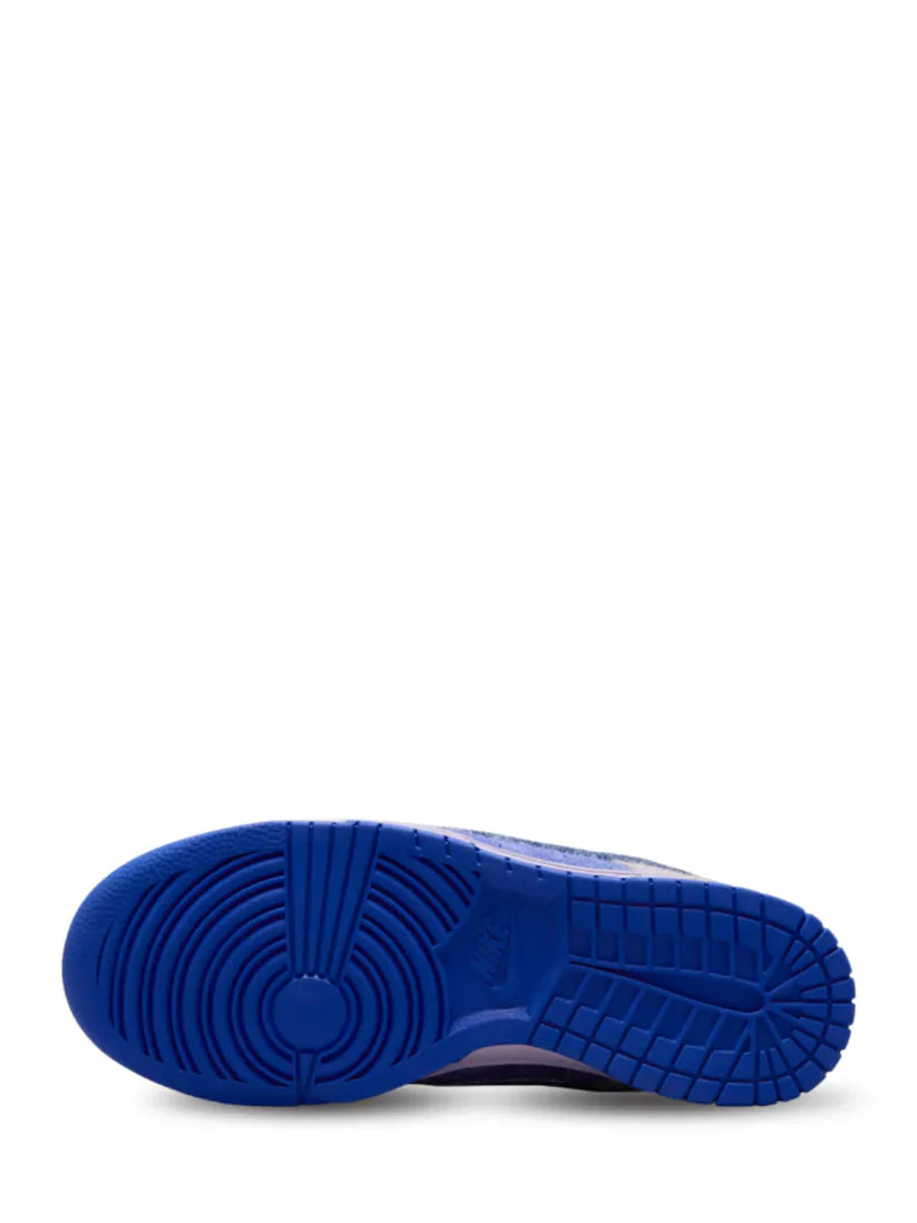 NIK.E SB DUNK LOW HYDRANGEAS