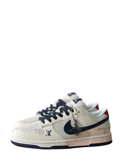 LOUIS VUITTON X NIKEE SB DUNK LOW