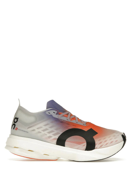 On cloud Running boom strike white flame