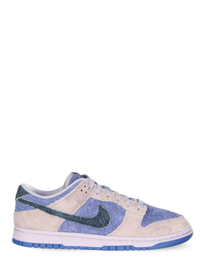 NIK.E SB DUNK LOW HYDRANGEAS