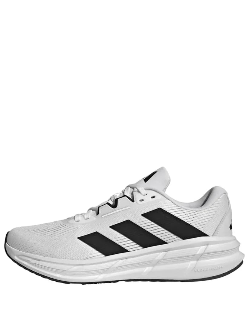 S adistar 3 grey running