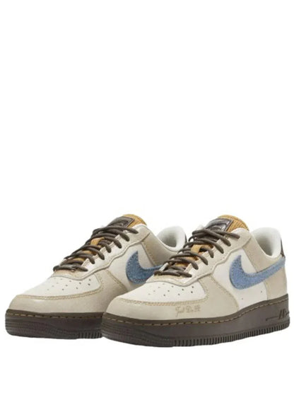 NIK.E AIRFORCE 1 LOW LOVE AND PEACE