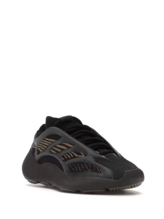 Adidass yeezy boost 700 v3 Clay Brown