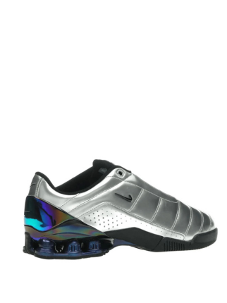 nikee. total 90 secutor shox magia metallic silver