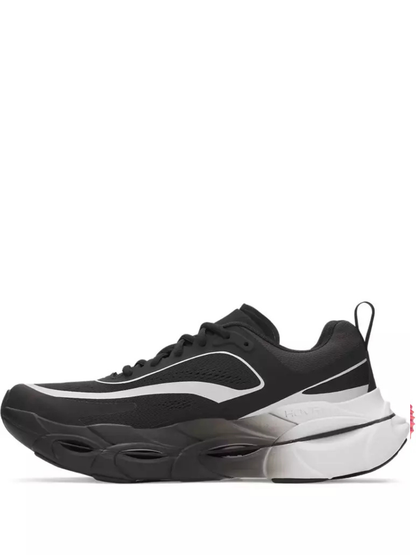 Under Armou.r UA Halo Racer running shoe