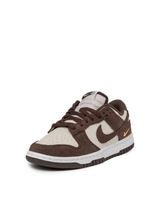 Nik.e Sb Dunk Low Light Orewood Brown