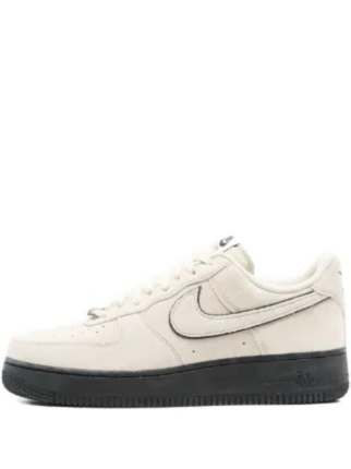 NIKEE AIR FORCE 1 LOW LIGHT KHAKI