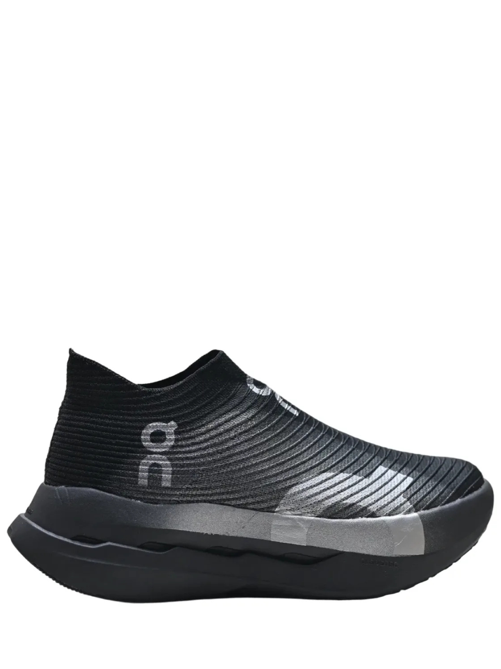 On Cloud boom Strike LS Black