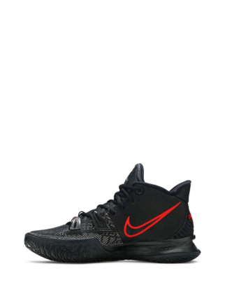 Nikee Kyrie 7 Bred