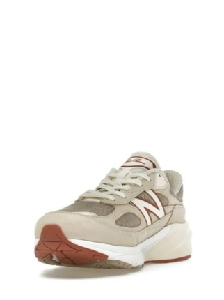 new balancee 990 Beige Loro Piana