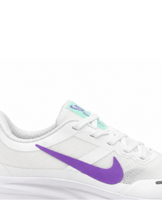 Nik.e Zoom X Running White Purple