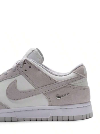 NIKKE DUNK SAIL VAST GREY SILVER METALLIC