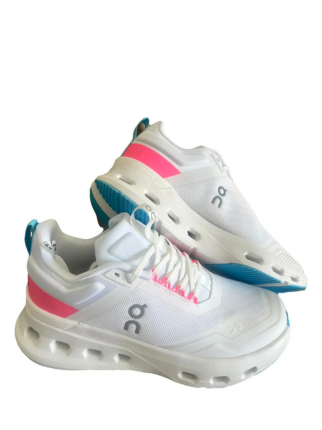 On Cloud x Nova Running White blue