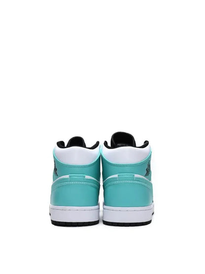 Nik_e Air Jordan 1 Low Panda Fix