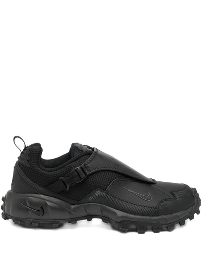 nikee ACG Phassad Black - 1
