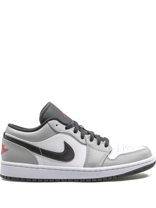 nikee jordan retro 1 low LIGHT SMOKE GREY - 1