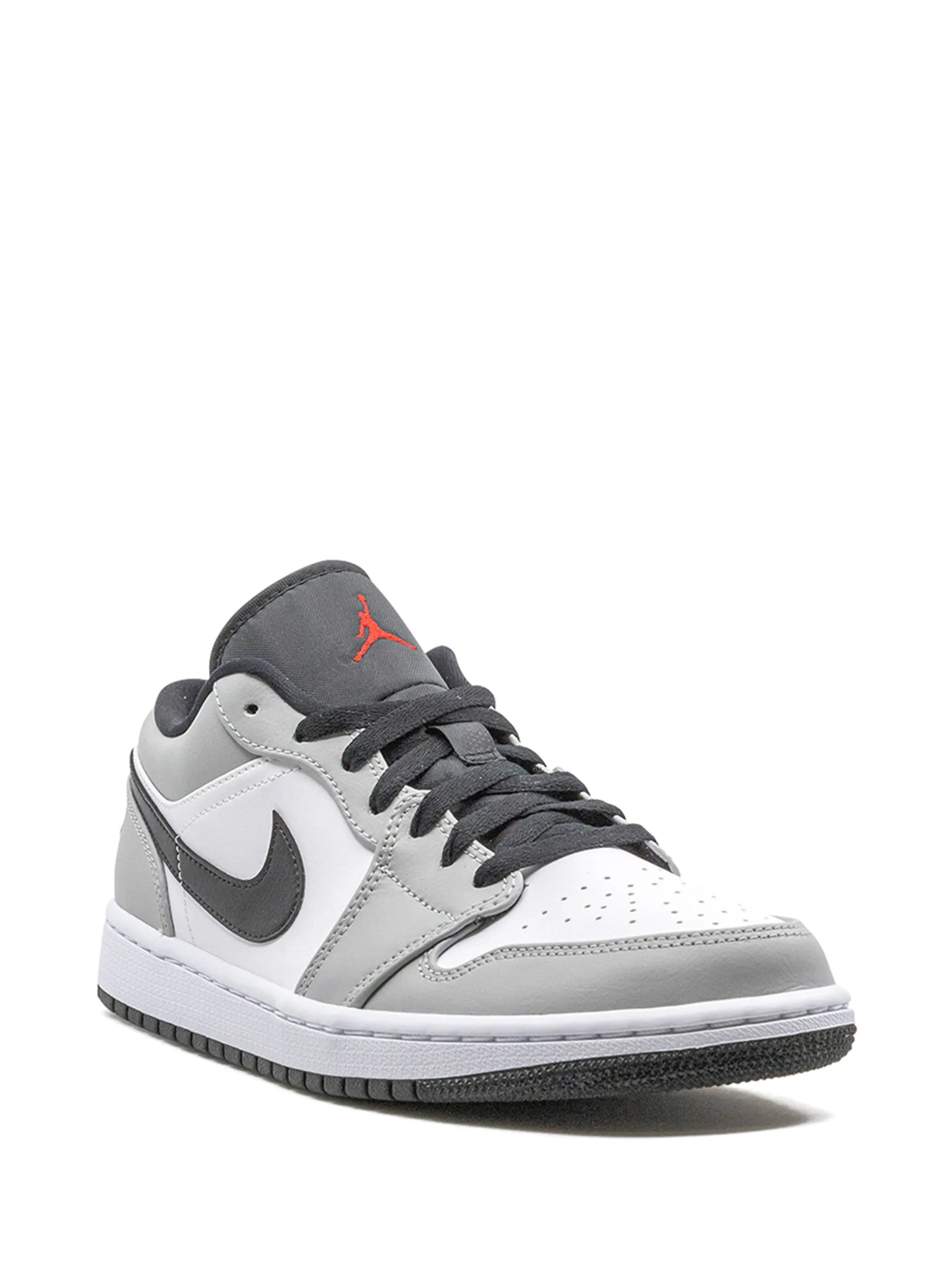 nikee jordan retro 1 low LIGHT SMOKE GREY - 2