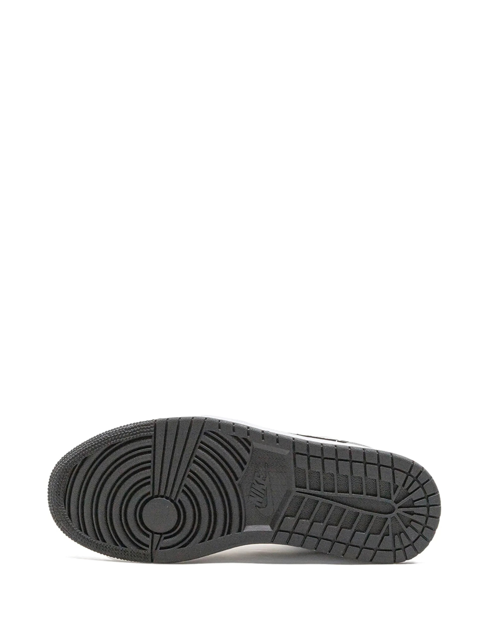 nikee jordan retro 1 low LIGHT SMOKE GREY - 4
