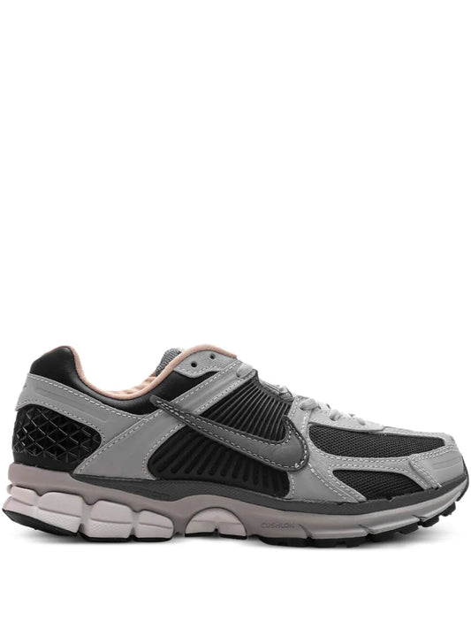 nikee zoom vomero 5 dark smoke grey vachetta - 1