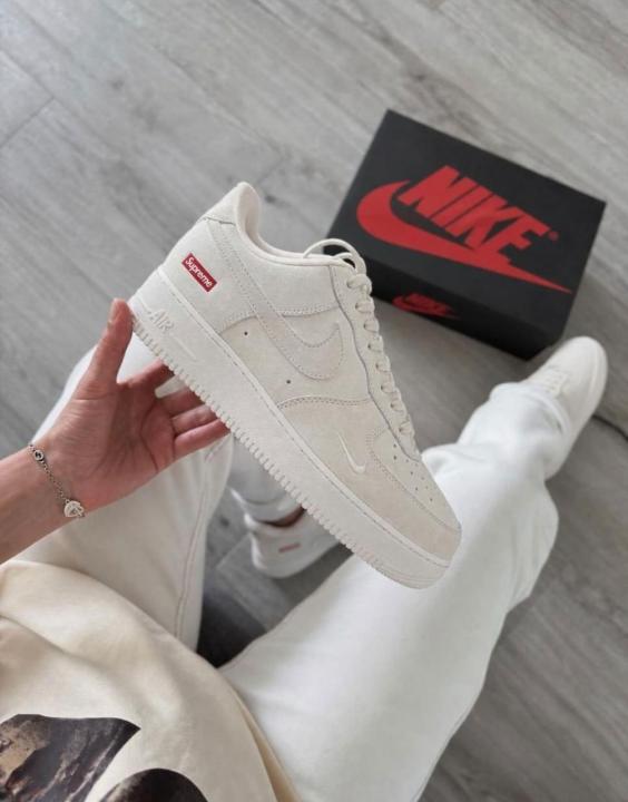 NIK.E AIRFORCE 1 LOW X SUPREME BEIGE SUEDE