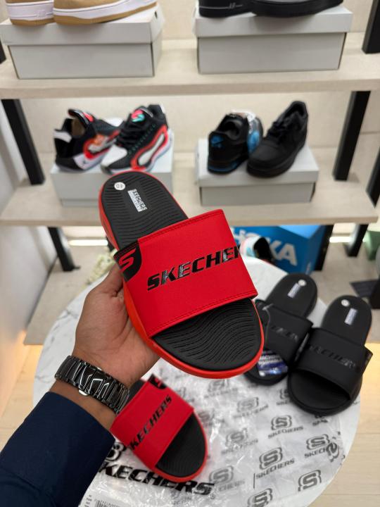Skecher.s premium flip flop