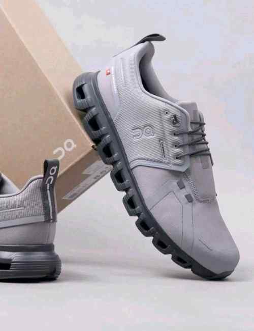 ON Cloud 6 Waterproof Alloy Wolf grey