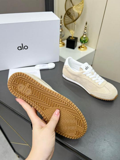 Alo Yoga Sunset Suede Sneakers