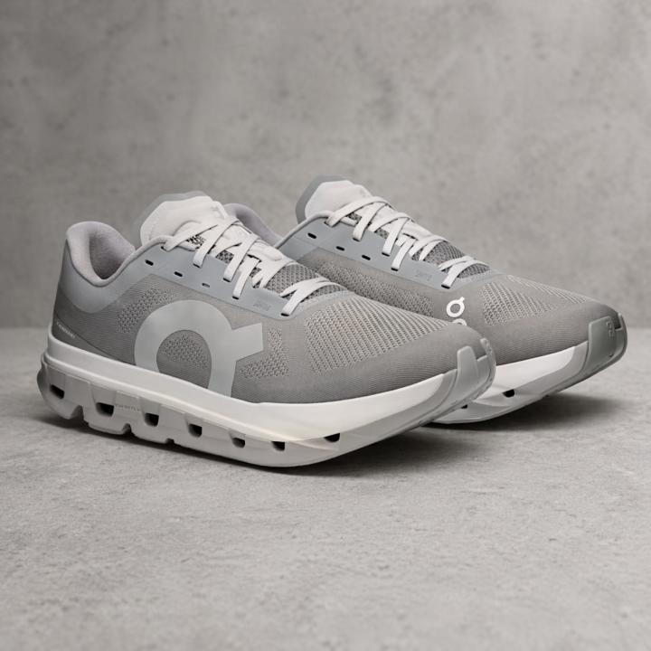 On Cloudflow 5 Running Grey