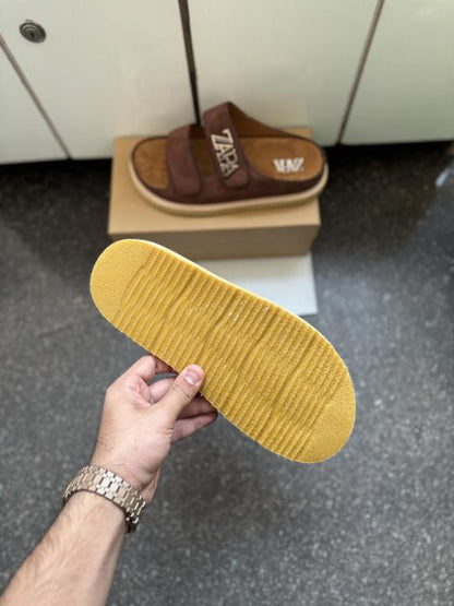 Zaara Logo Strap Suede Brown
