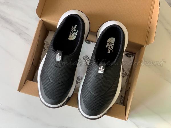 The North fac.e Non stop Mule Black