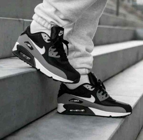 Nikkee AirMax 90 Essential Blackwhite