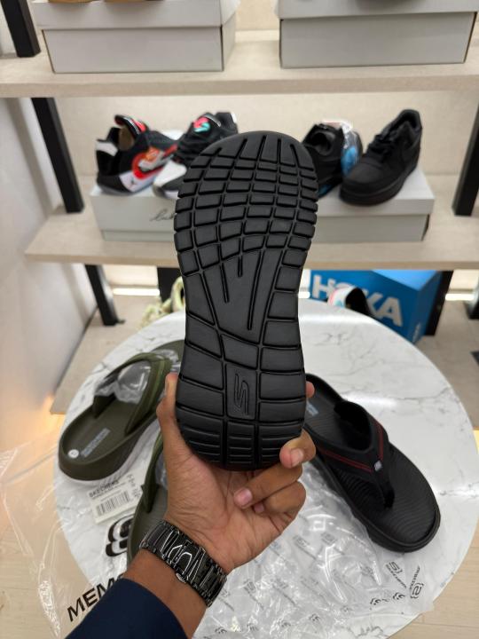 Skecher.s premium flip flop