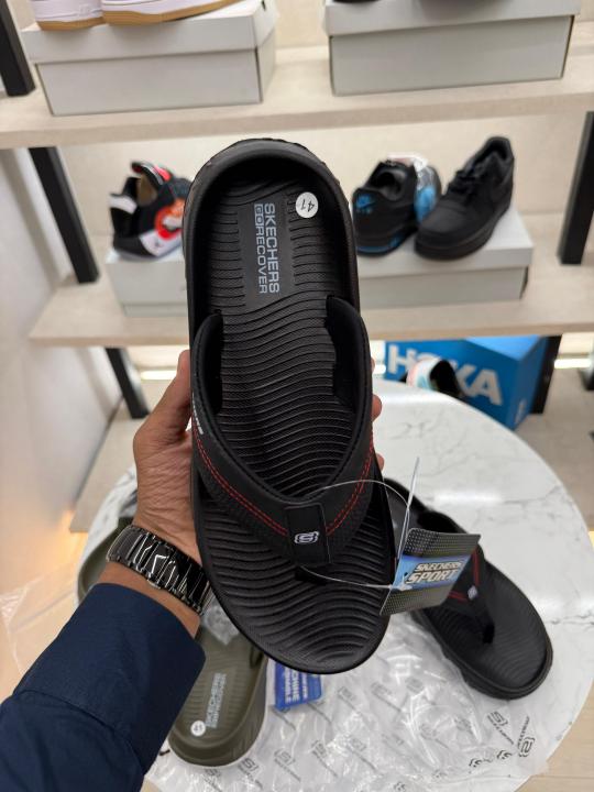 Skecher.s premium flip flop
