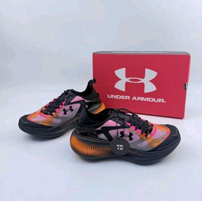 UNDER. ARMOUR UA ECHO SLIPSPEED