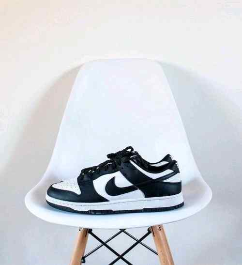 nikee sb dunk low panda fix