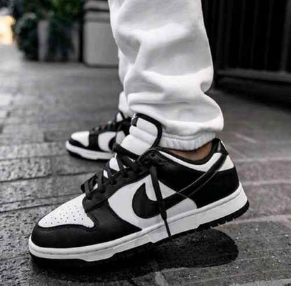 nikee sb dunk low panda fix