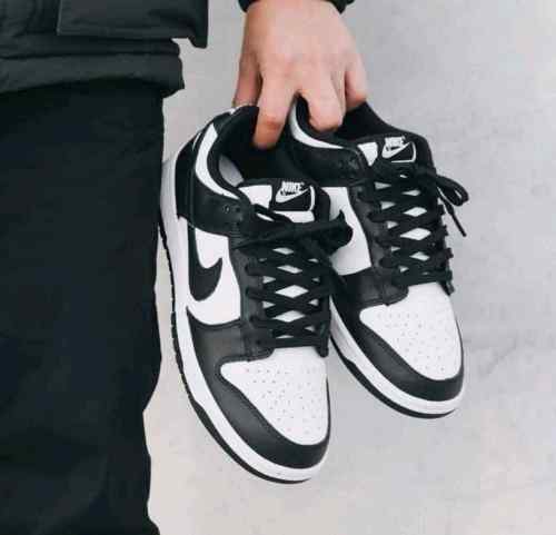 nikee sb dunk low panda fix